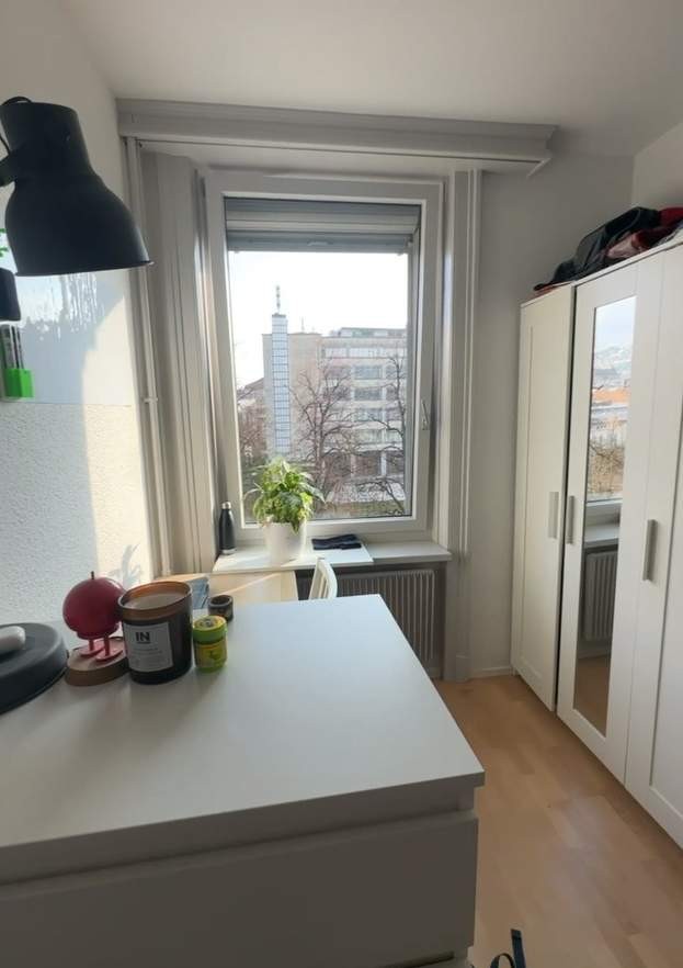 Zimmer in einer Wohngemeinschaft, Foto 3 von 7