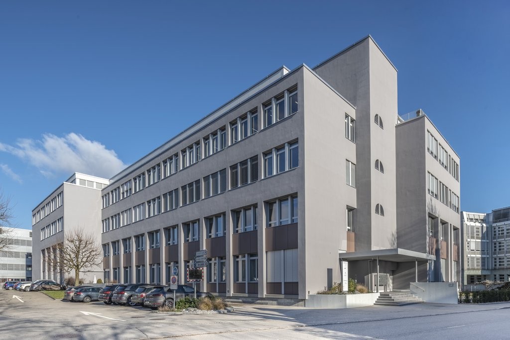 536m² commercial