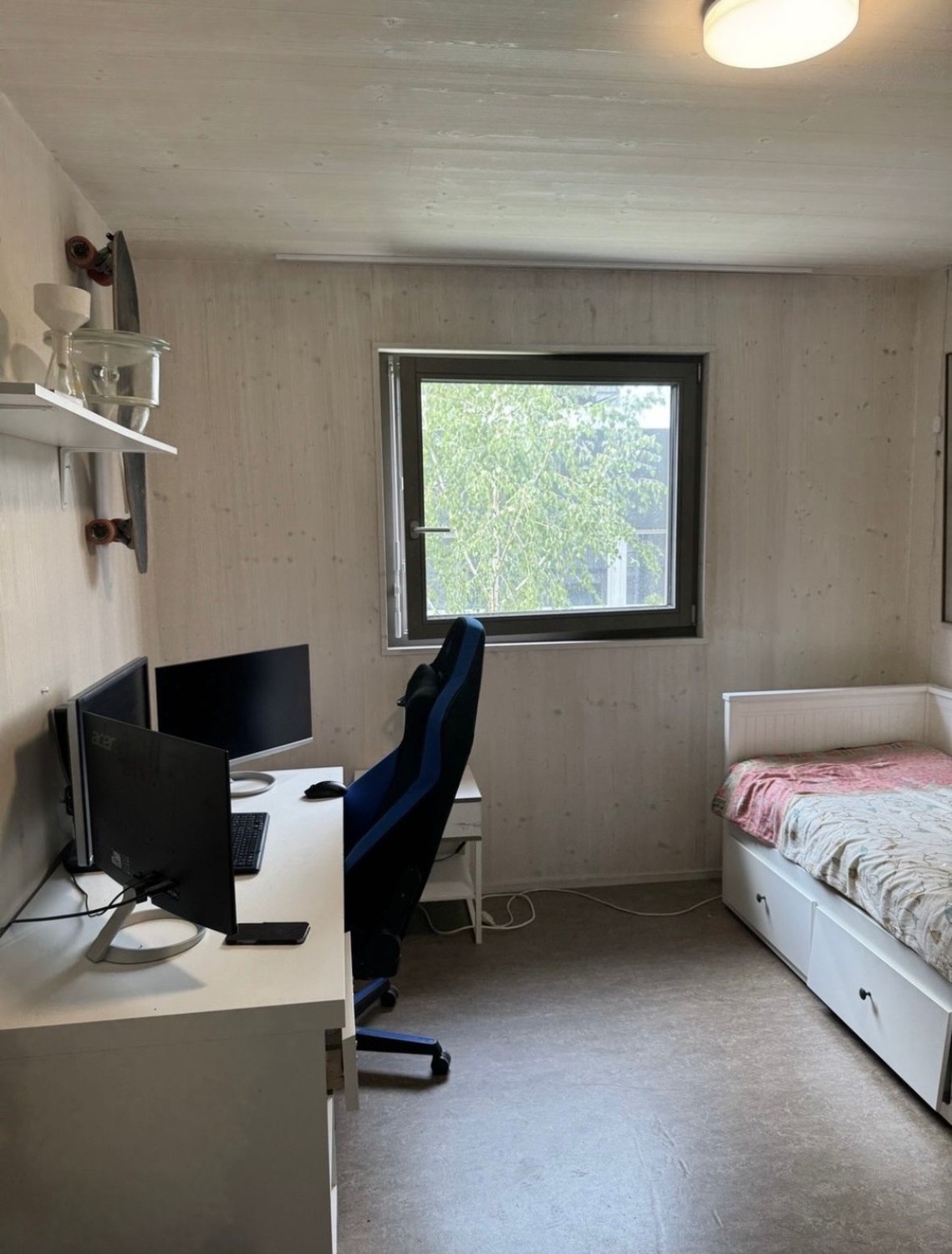 Chambre dans un appartement partagé