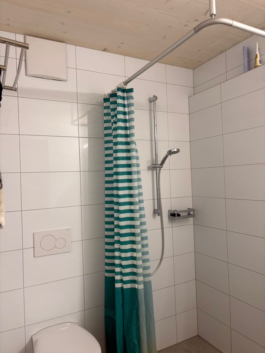 Chambre dans un appartement partagé