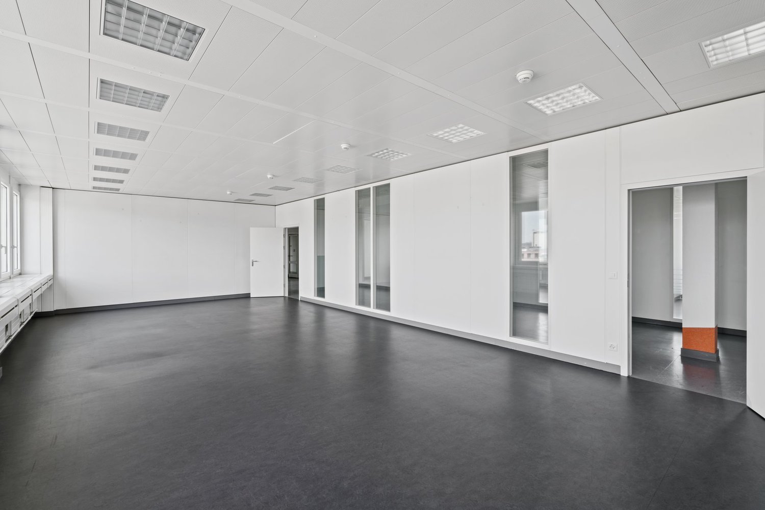 950m² office, Foto 6 von 10