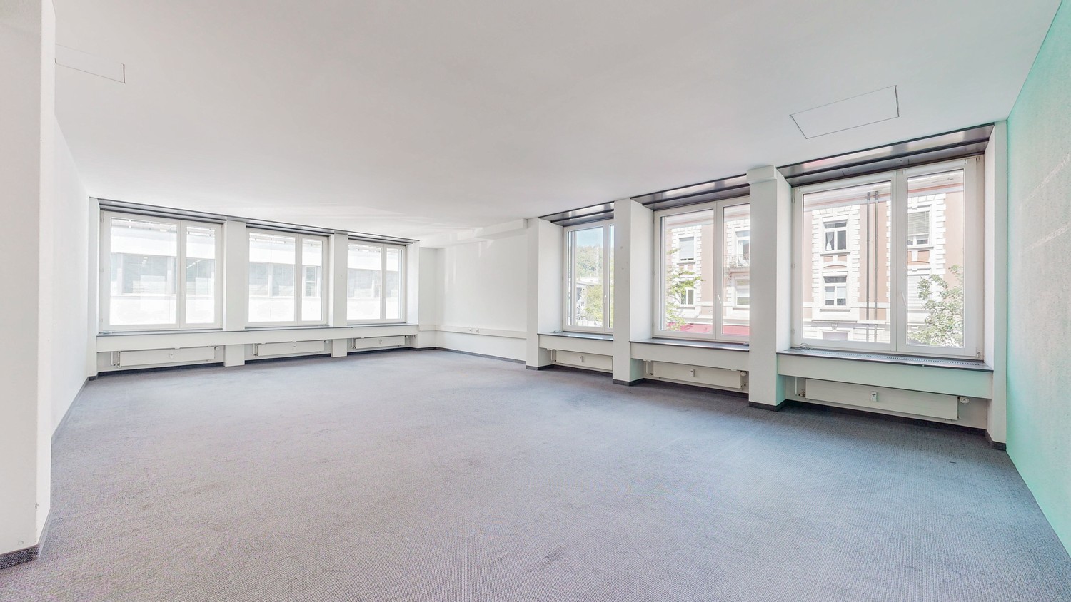 456m² de bureaux