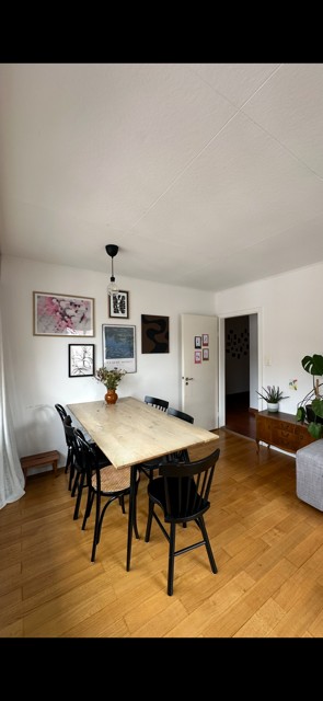 5 rooms apartment