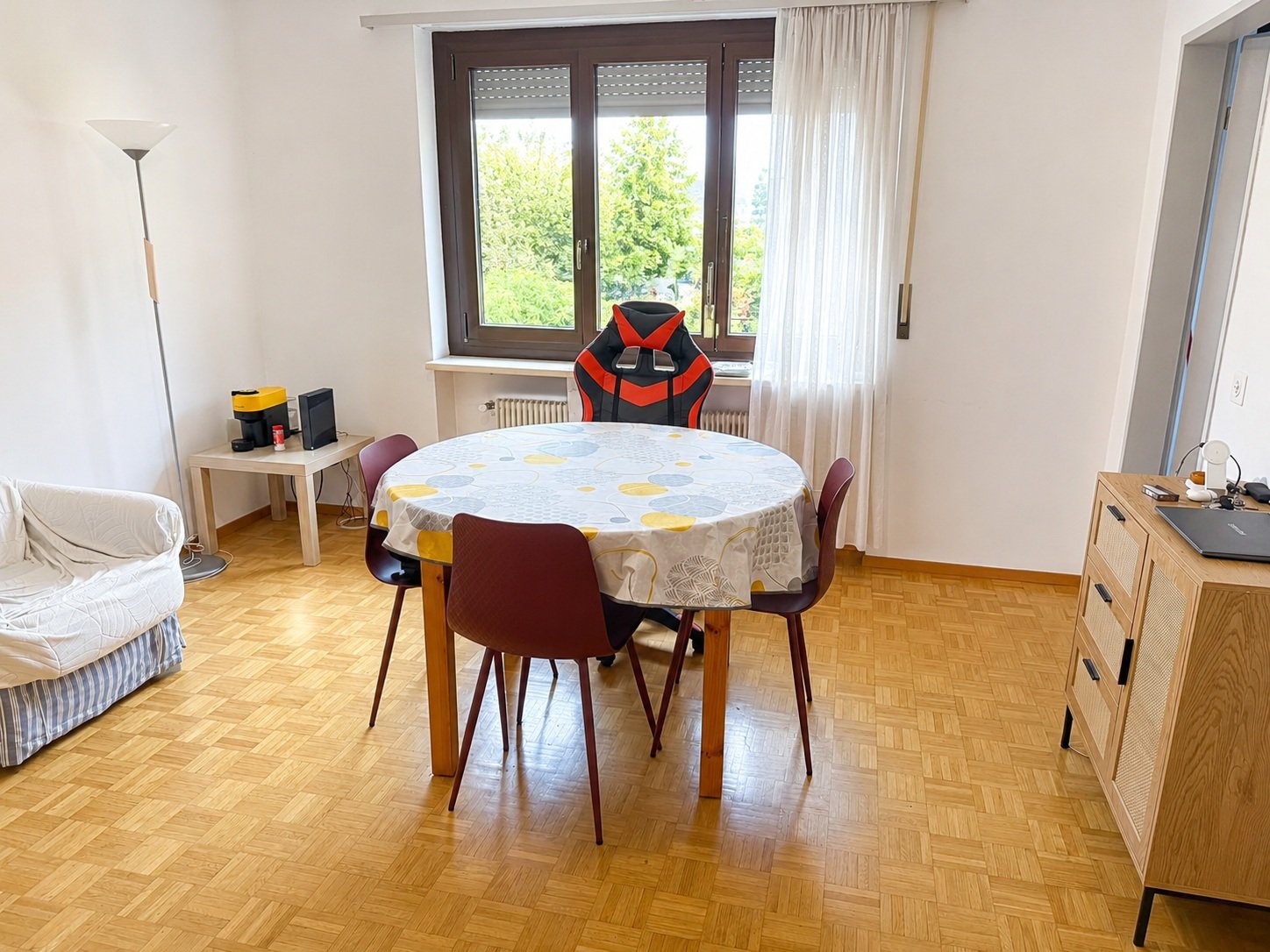 2 ½ Zimmer möbliertes Apartment