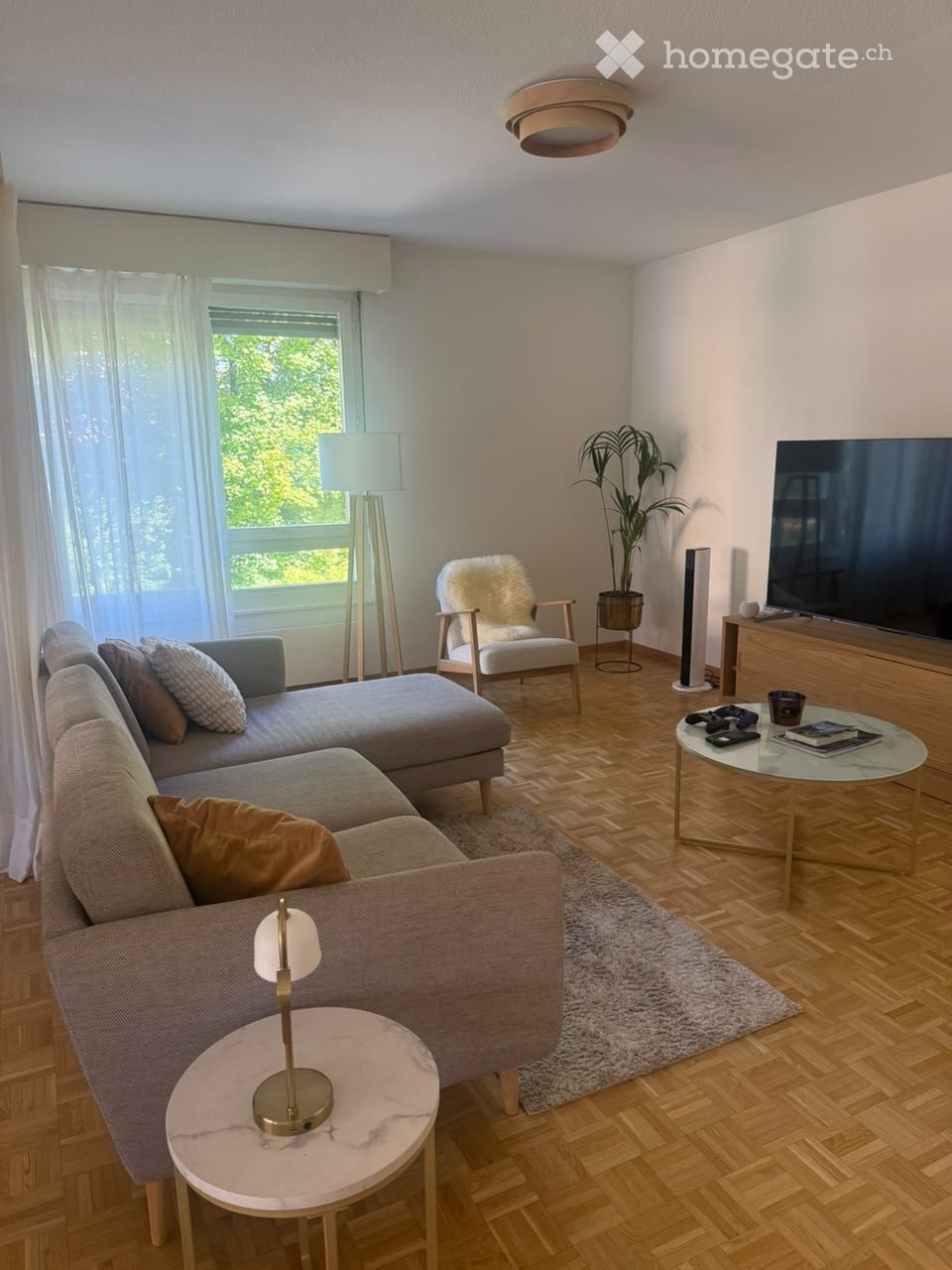 6-Zimmer-Wohnung, Foto 2 von 5