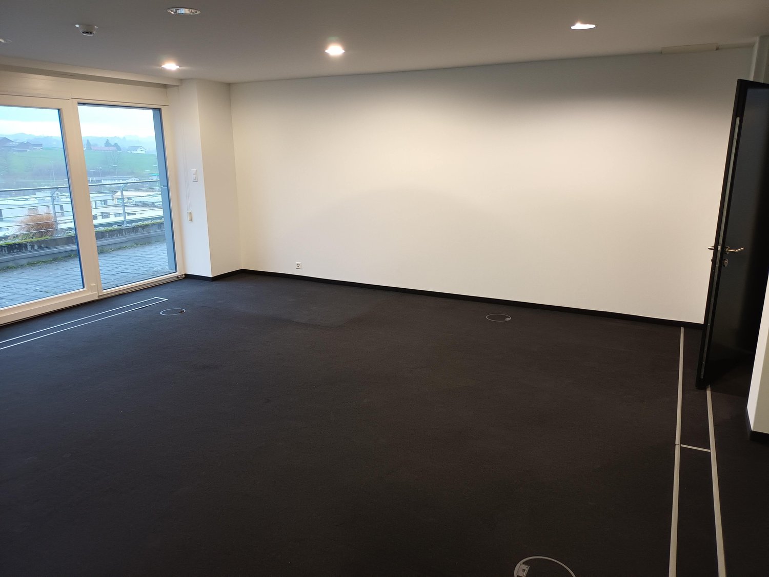 42m² office, photo 1 of 5
