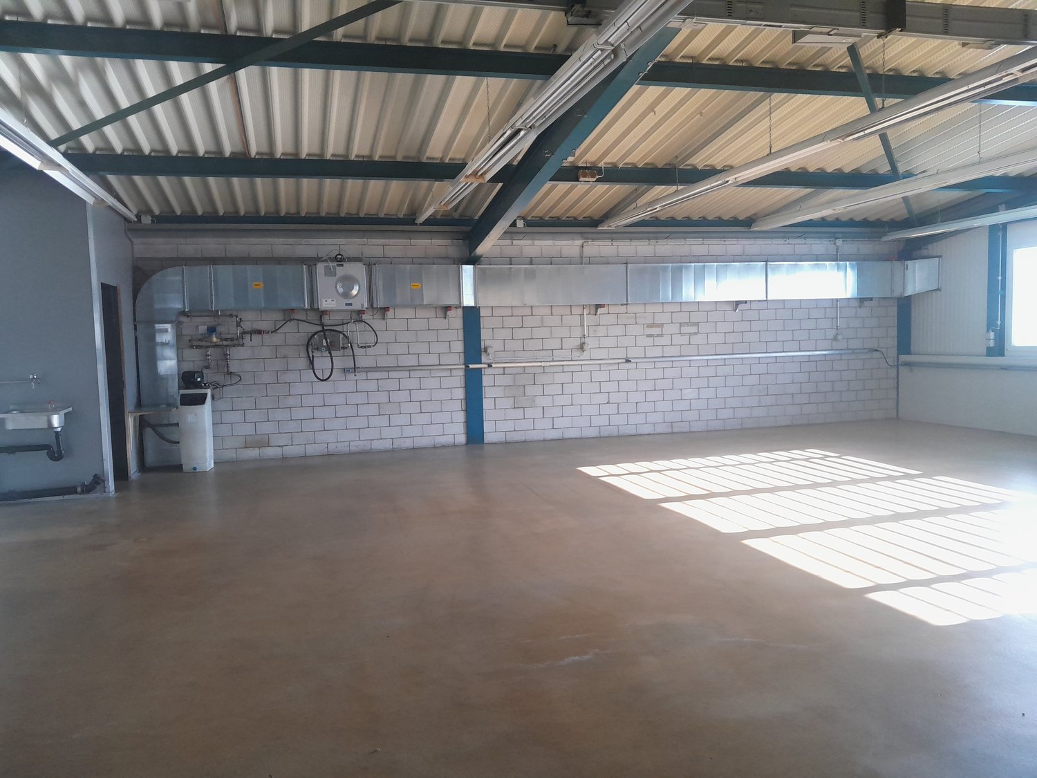 708m² storage room, Foto 4 von 7