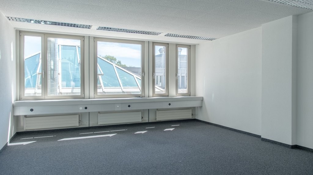 295m² bureau
