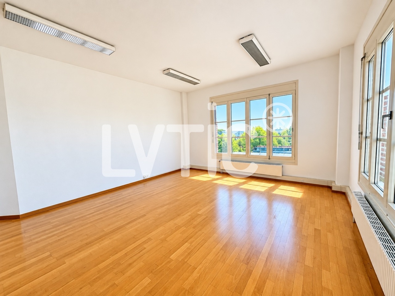 180m² Büro