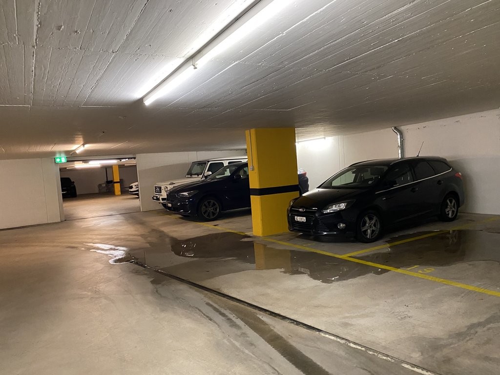 Place de parking souterraine