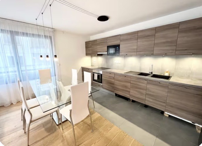 5-Zimmer-Wohnung