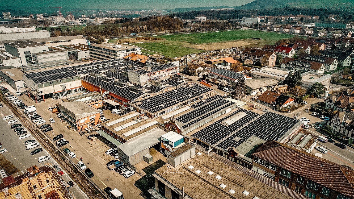 1740m² commercial, Foto 1 von 10