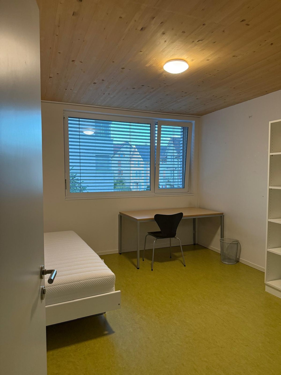 Room in a shared flat, Foto 2 von 5