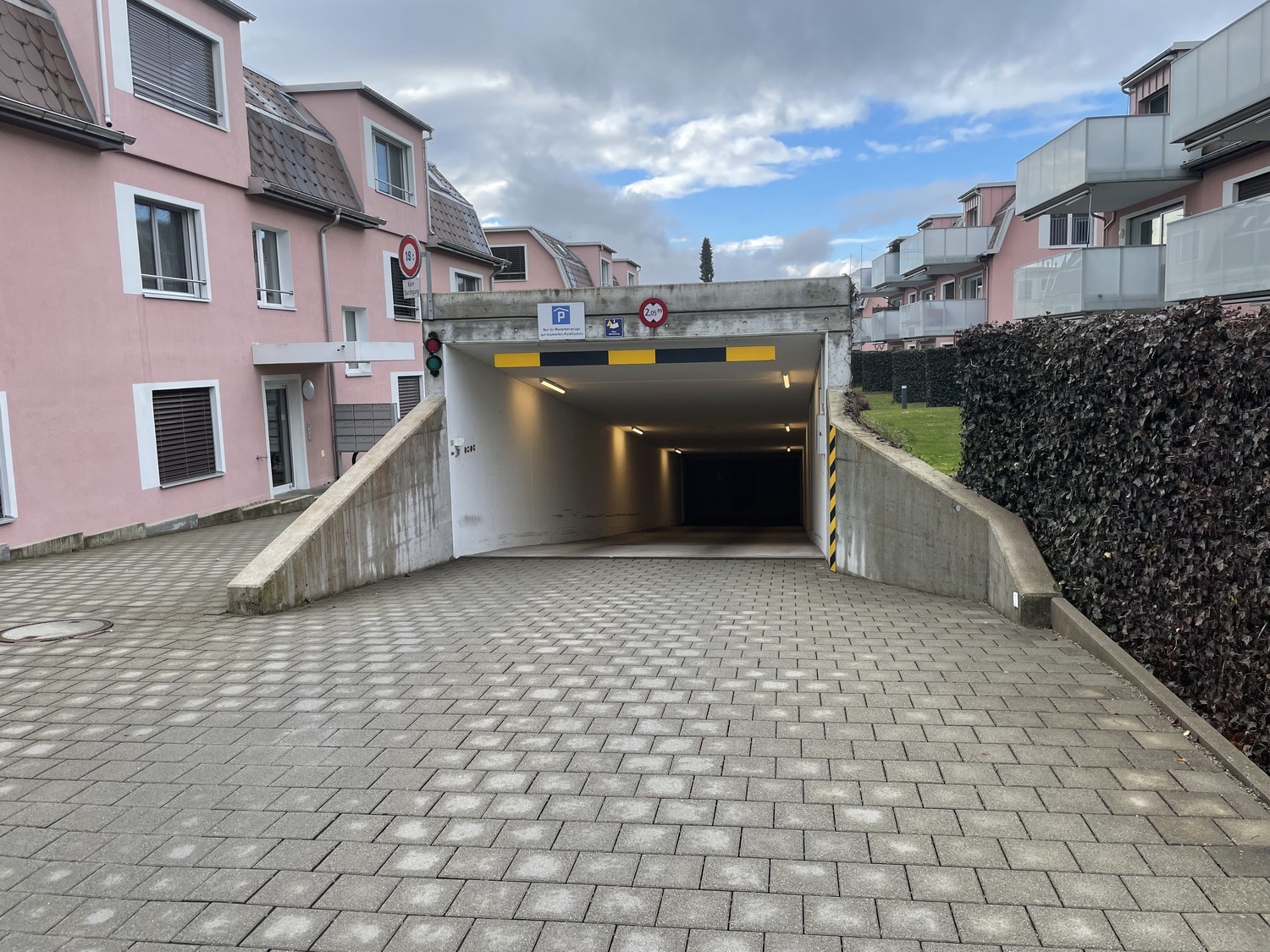 Posto auto disponibile