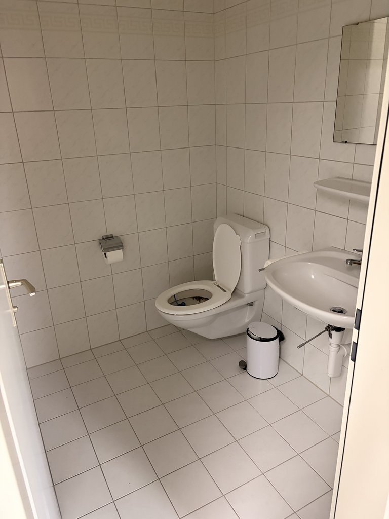 164m² commercial