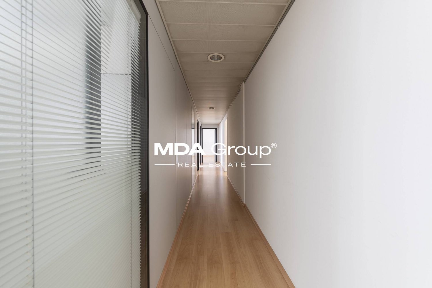 105m² office, Foto 2 von 6