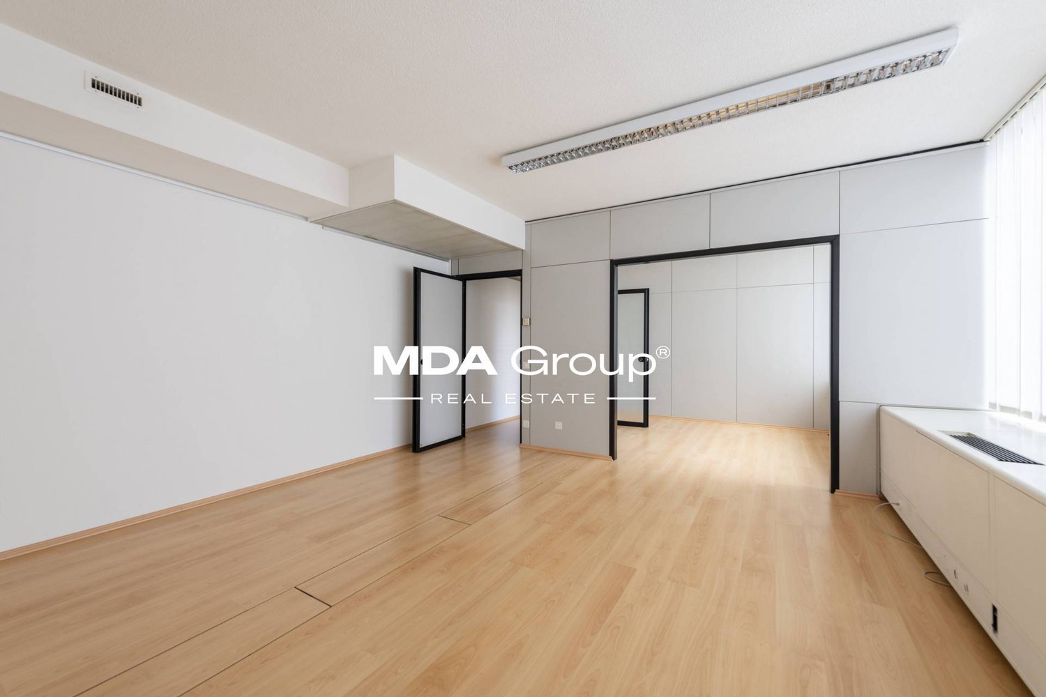 105m² office, Foto 1 von 6