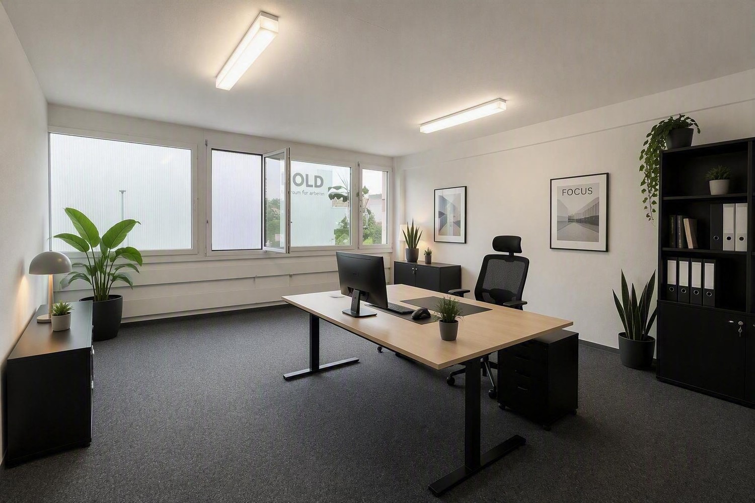 Office, Foto 1 von 5