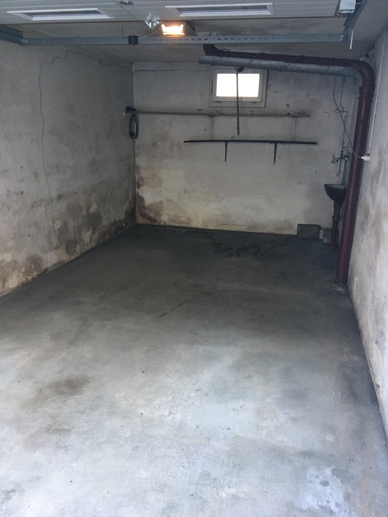 Single garage