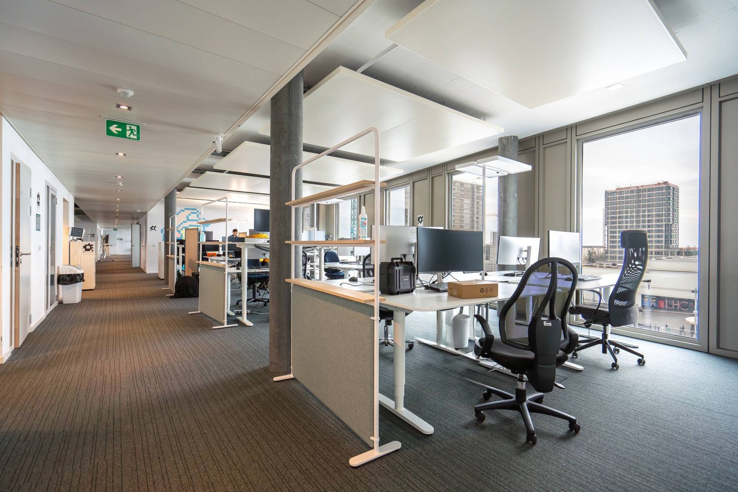 2100m² Büro, Foto 9 von 10