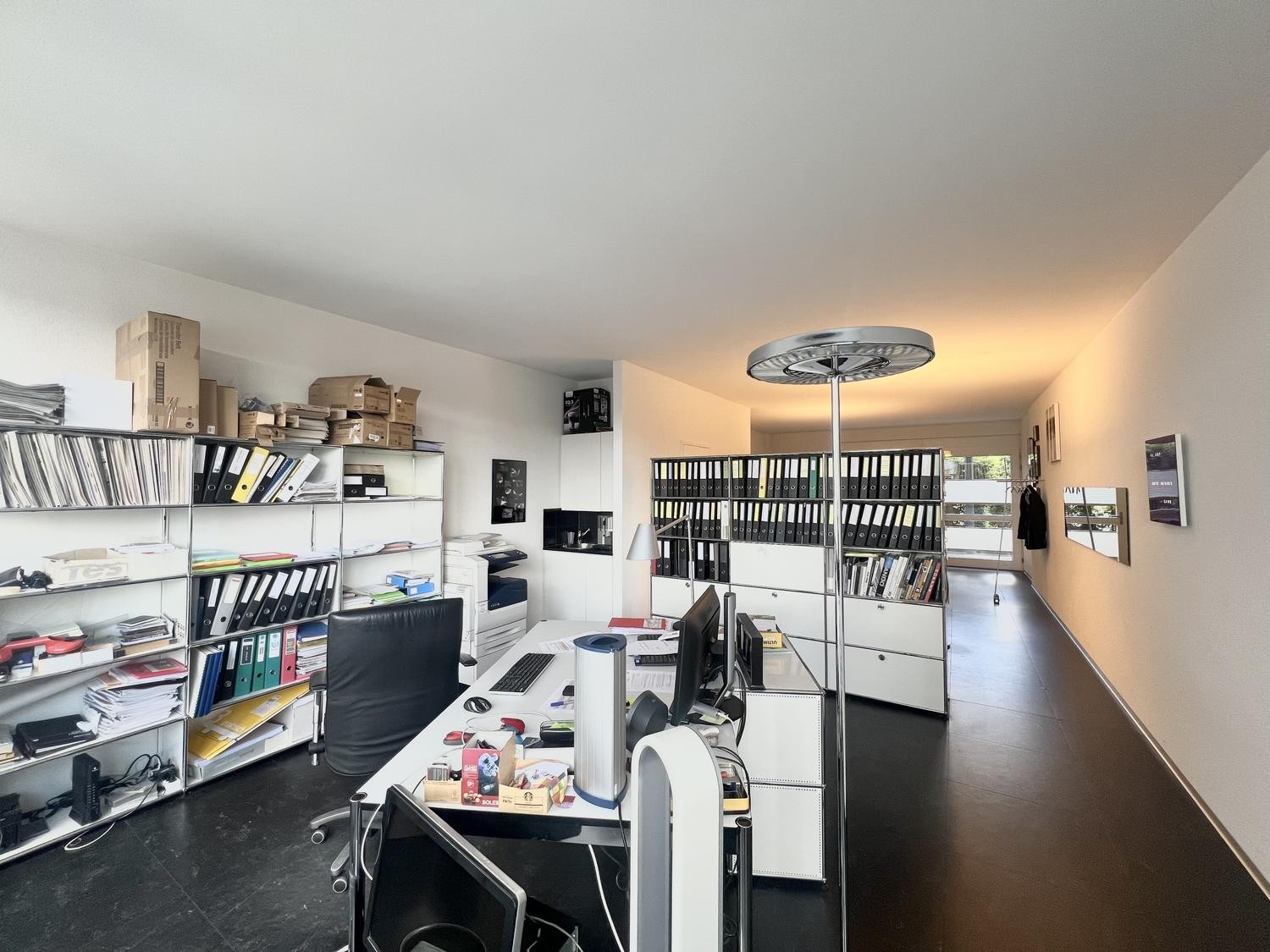 Office, Foto 5 von 6