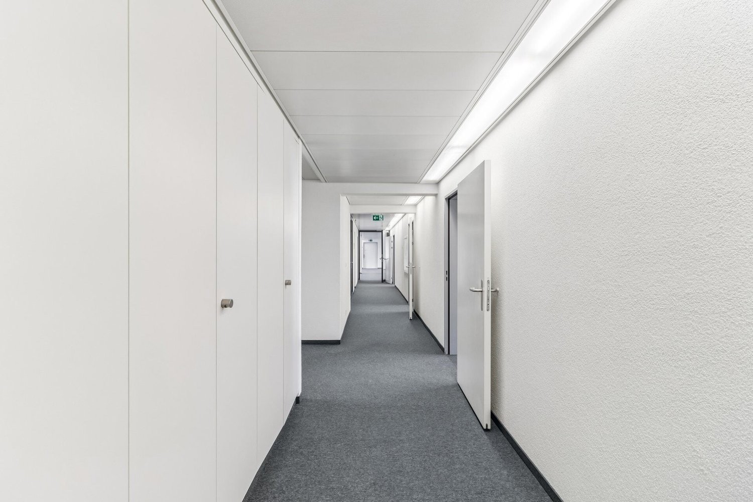 161m² office, Foto 3 von 10