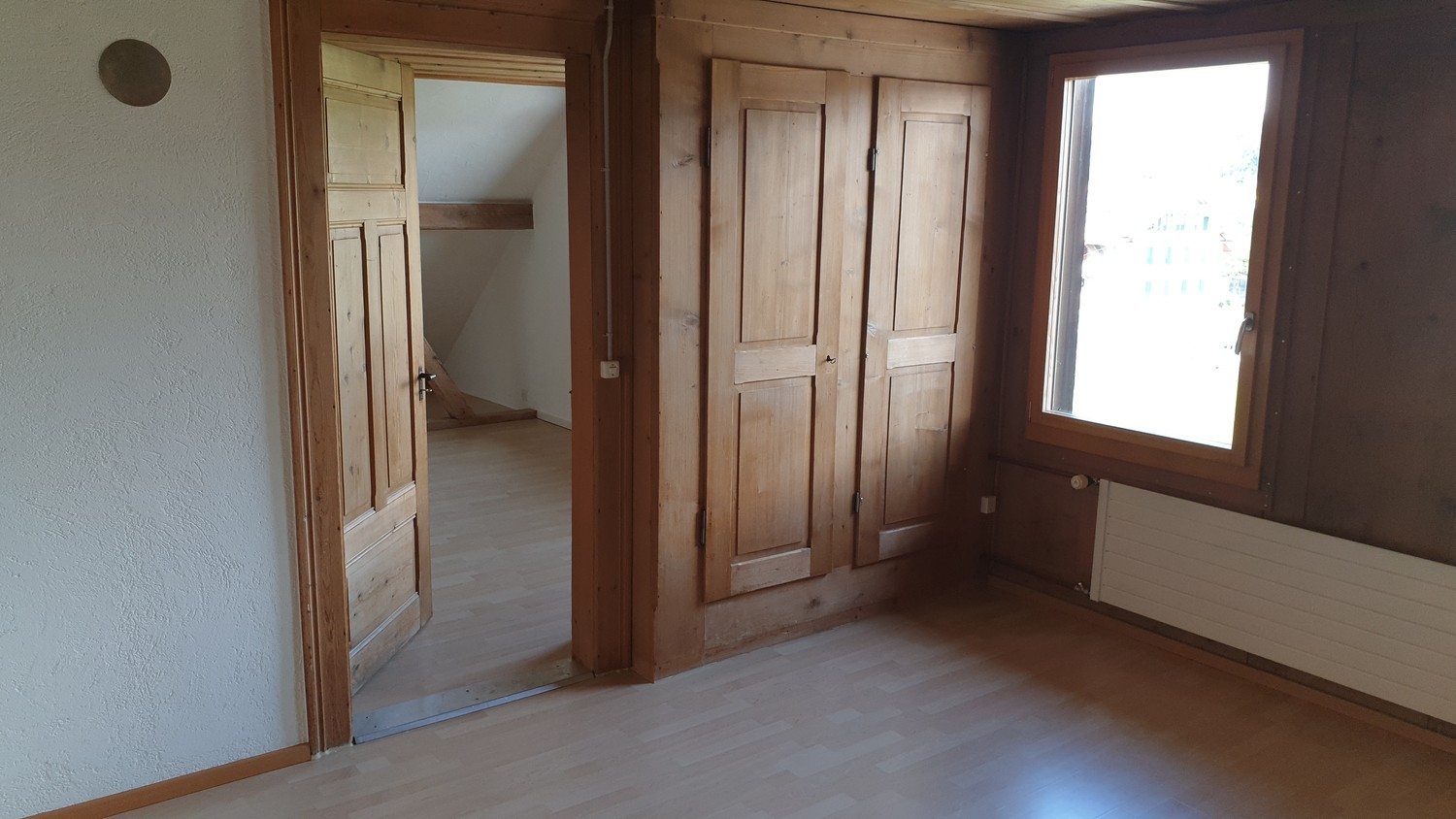 9 rooms single house, Foto 1 von 3