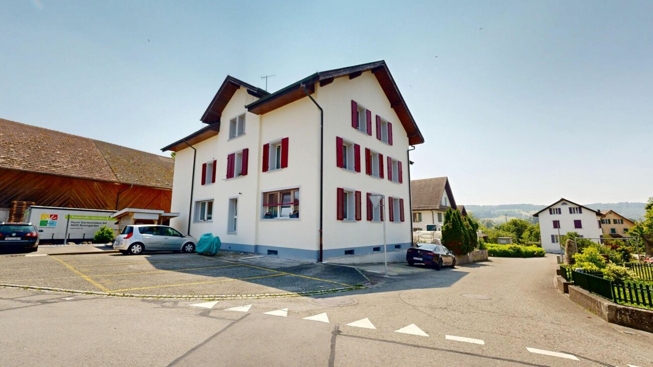 1 room apartment, Foto 1 von 10