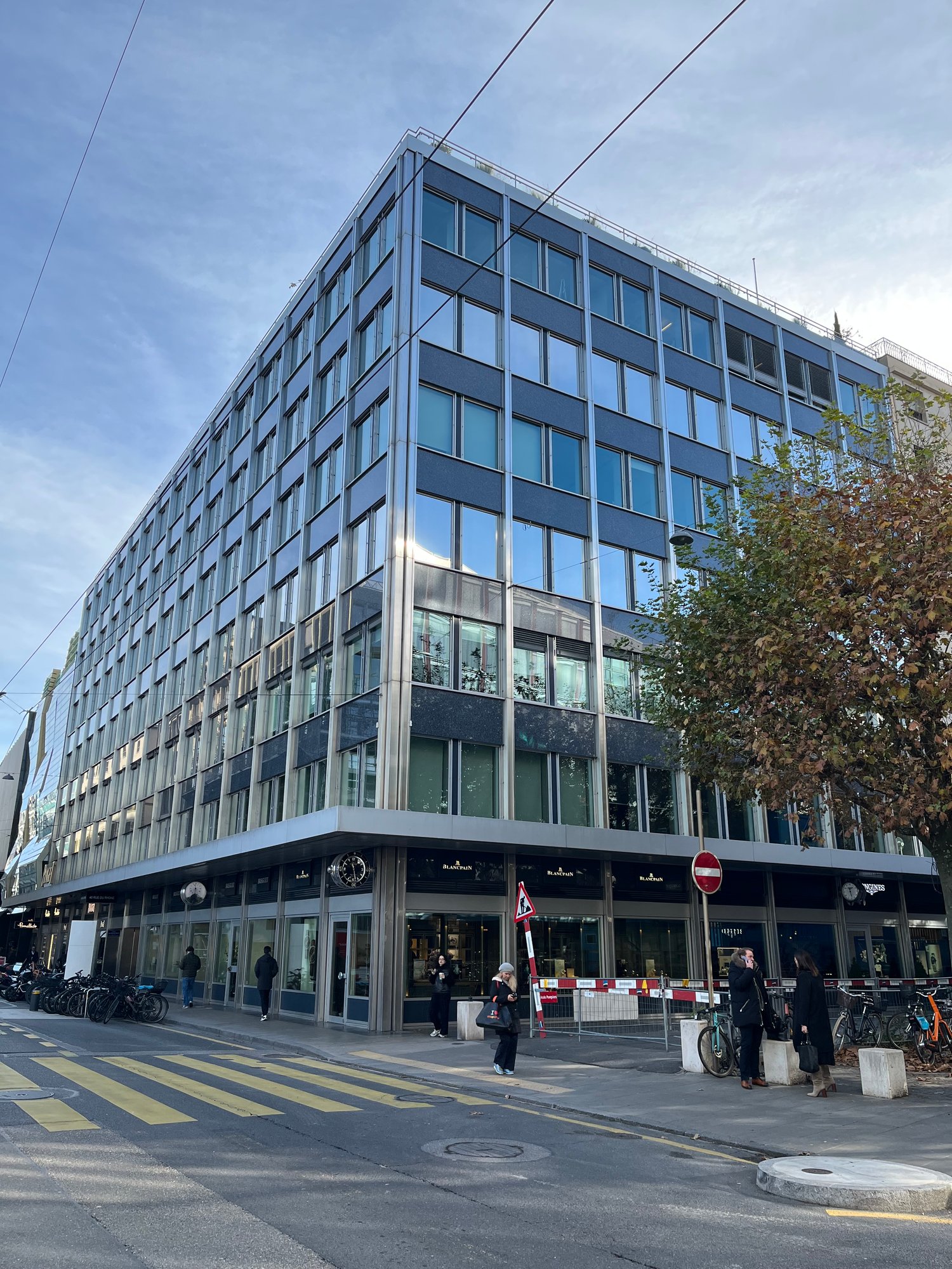 809m² office, Foto 1 von 4