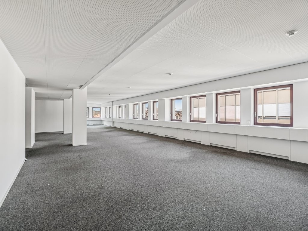 158m² bureau, photo 6 sur 10