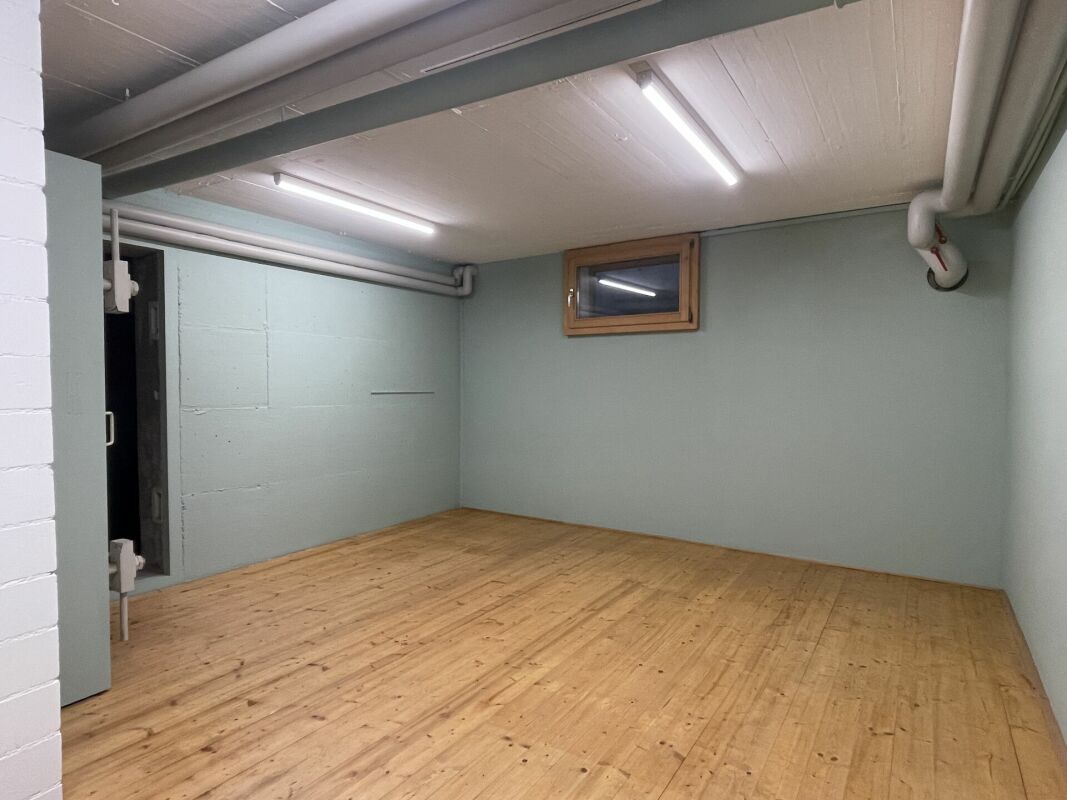 Storage room, Foto 1 von 3