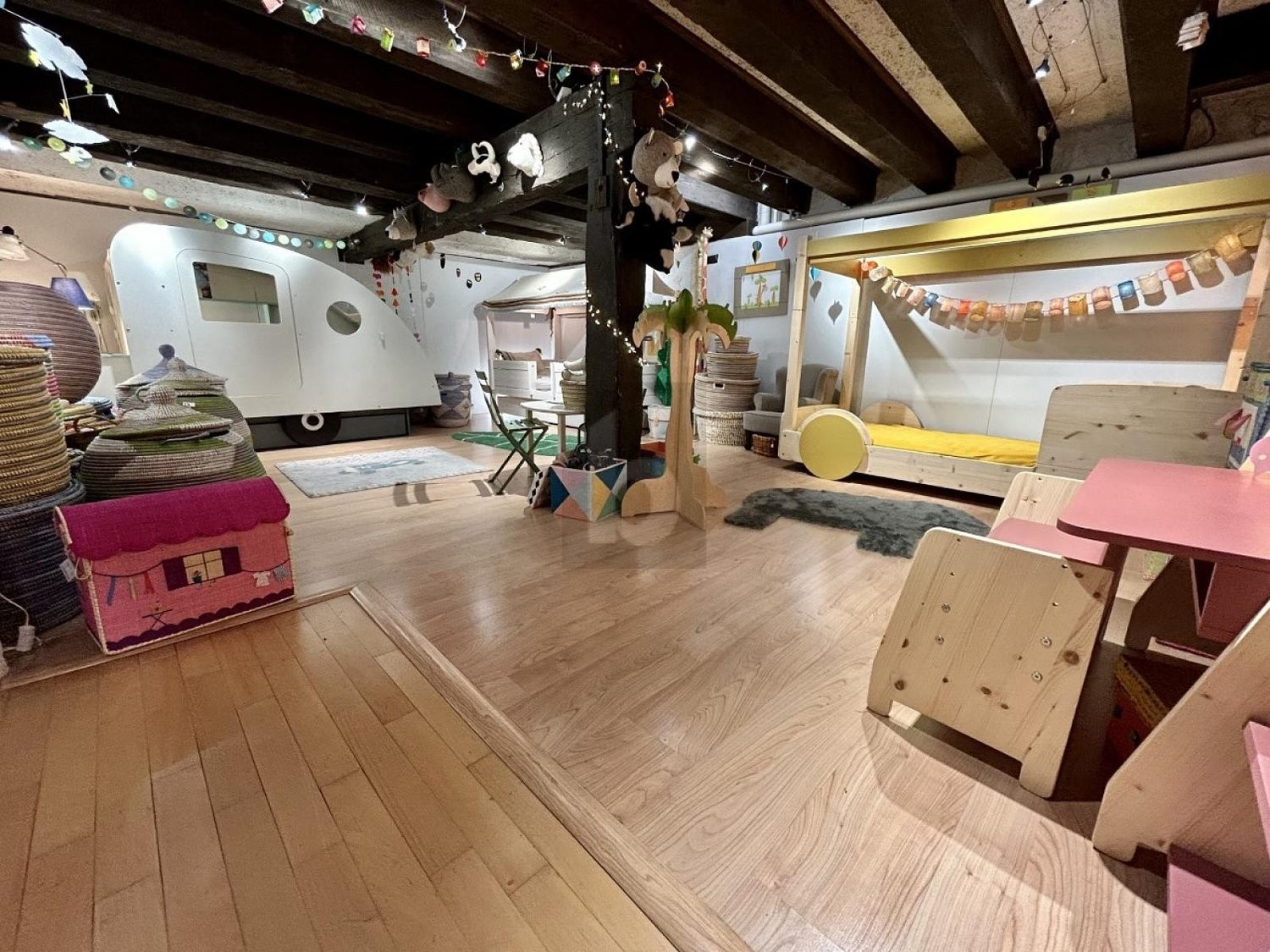 190m² Geschäft