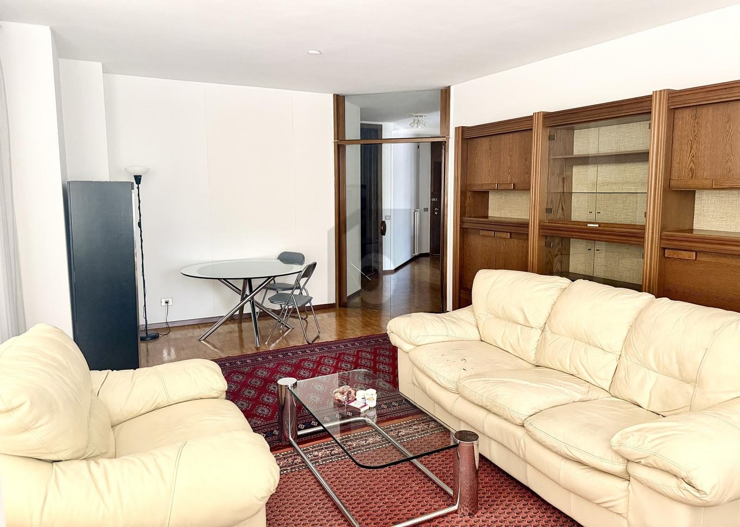 2 ½ Zimmer möblierte Wohnung, Foto 2 von 4
