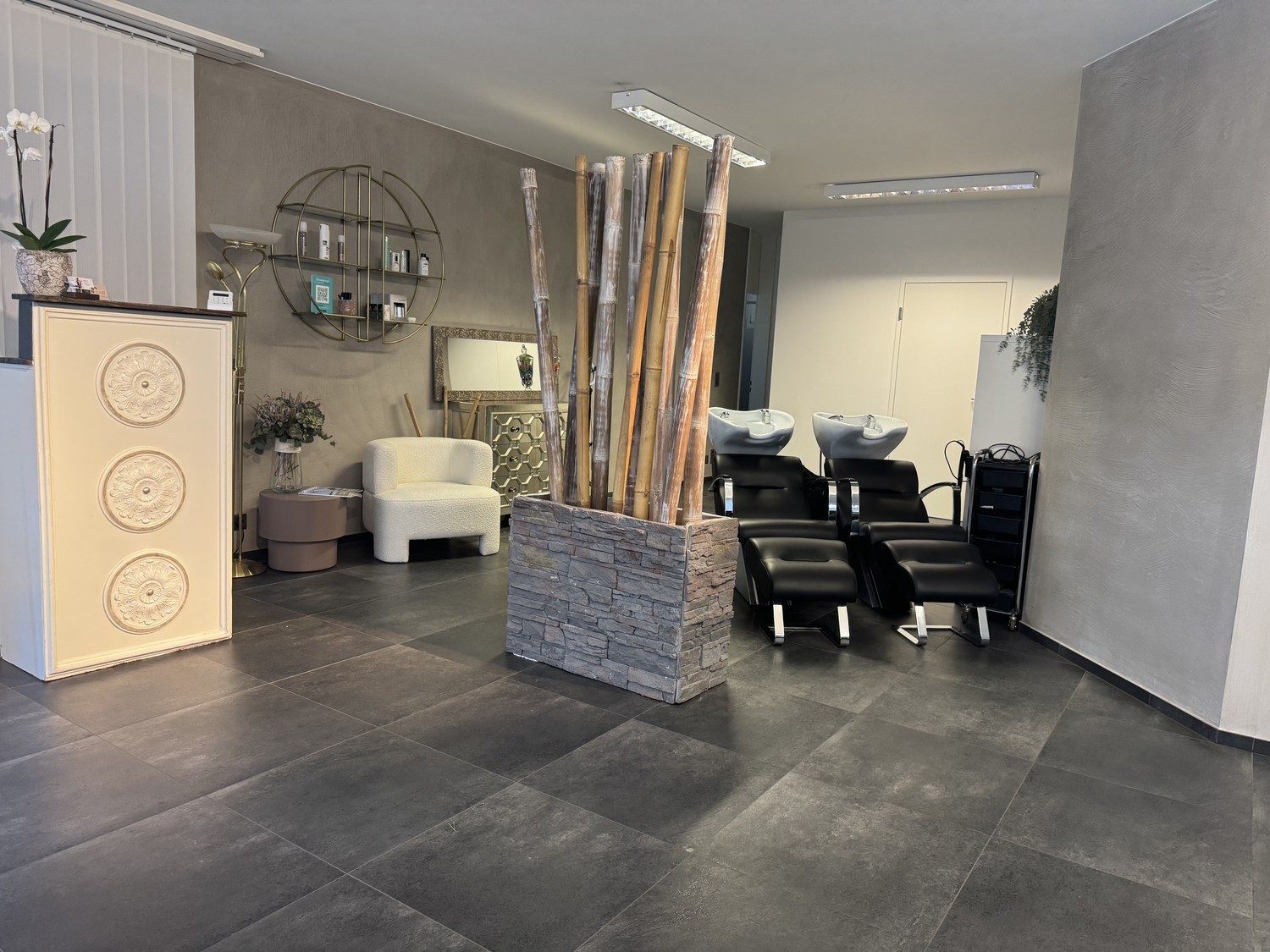35-35m² commercial, Foto 1 von 2