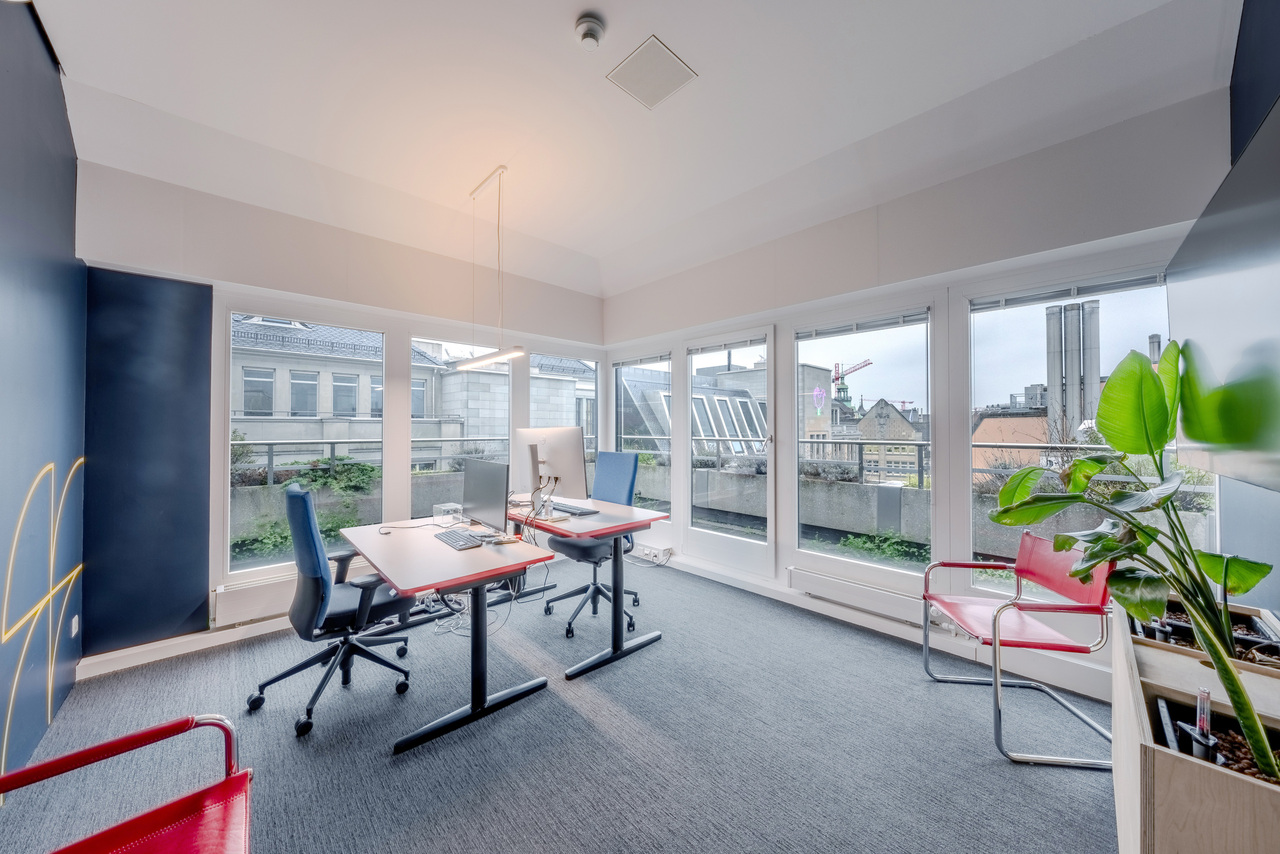 528m² office, Foto 9 von 10