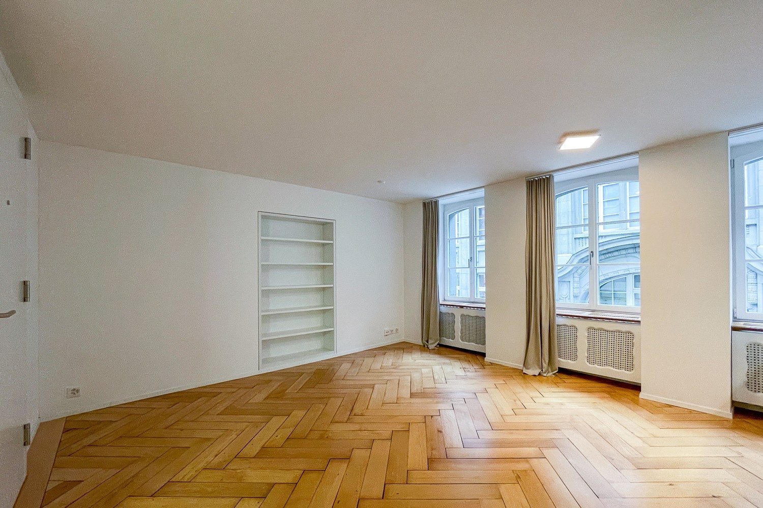 1 room apartment, Foto 3 von 8