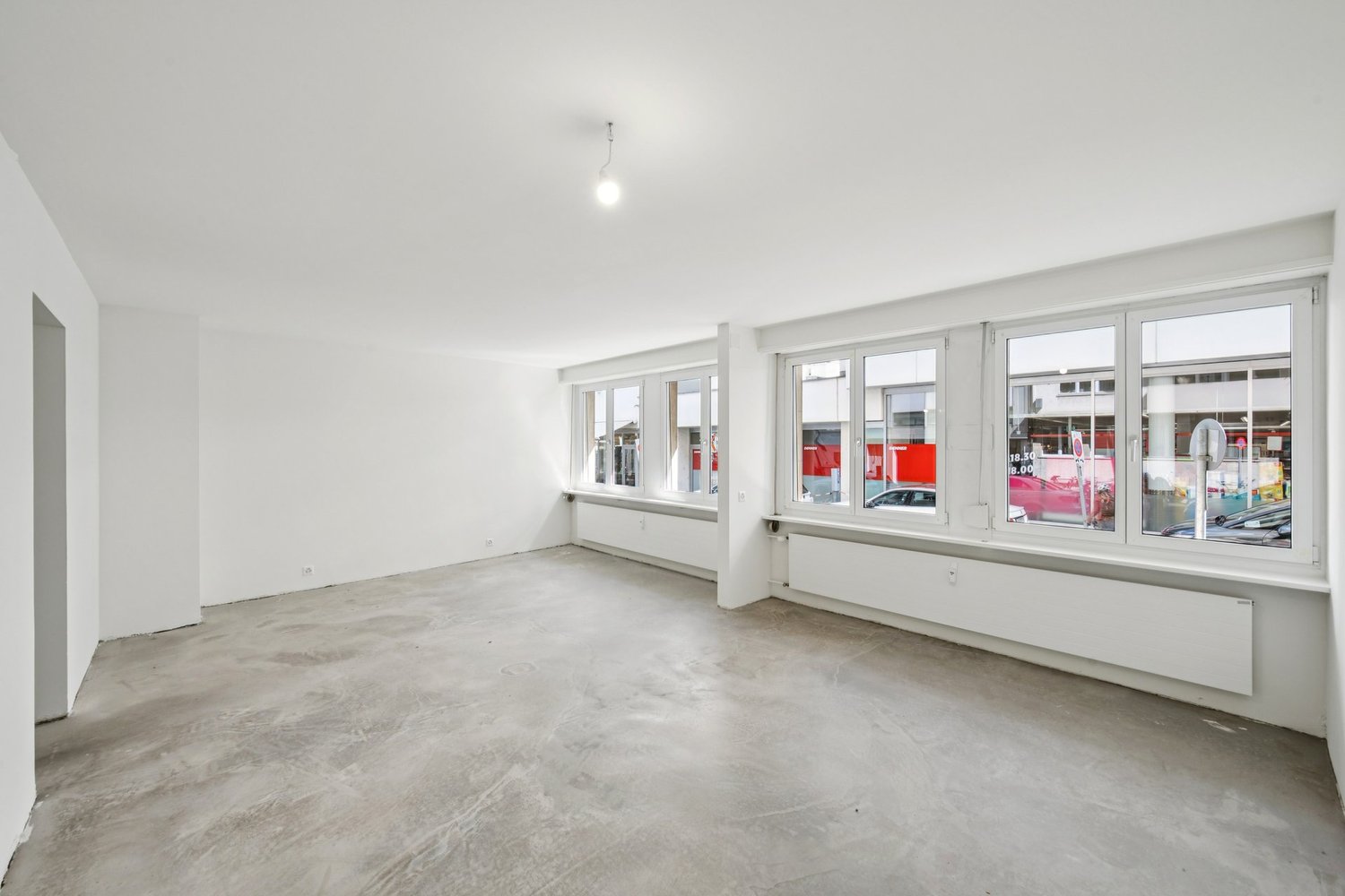 172m² commercial