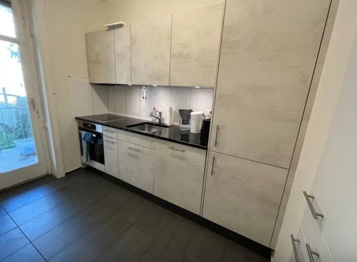Chambre dans un appartement partagé