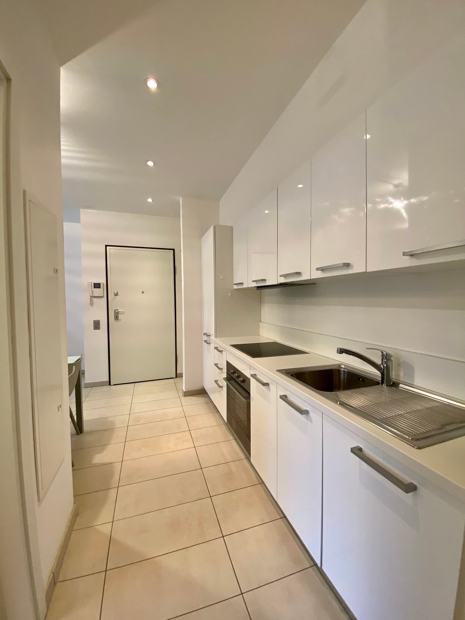 2 ½ rooms apartment (6)