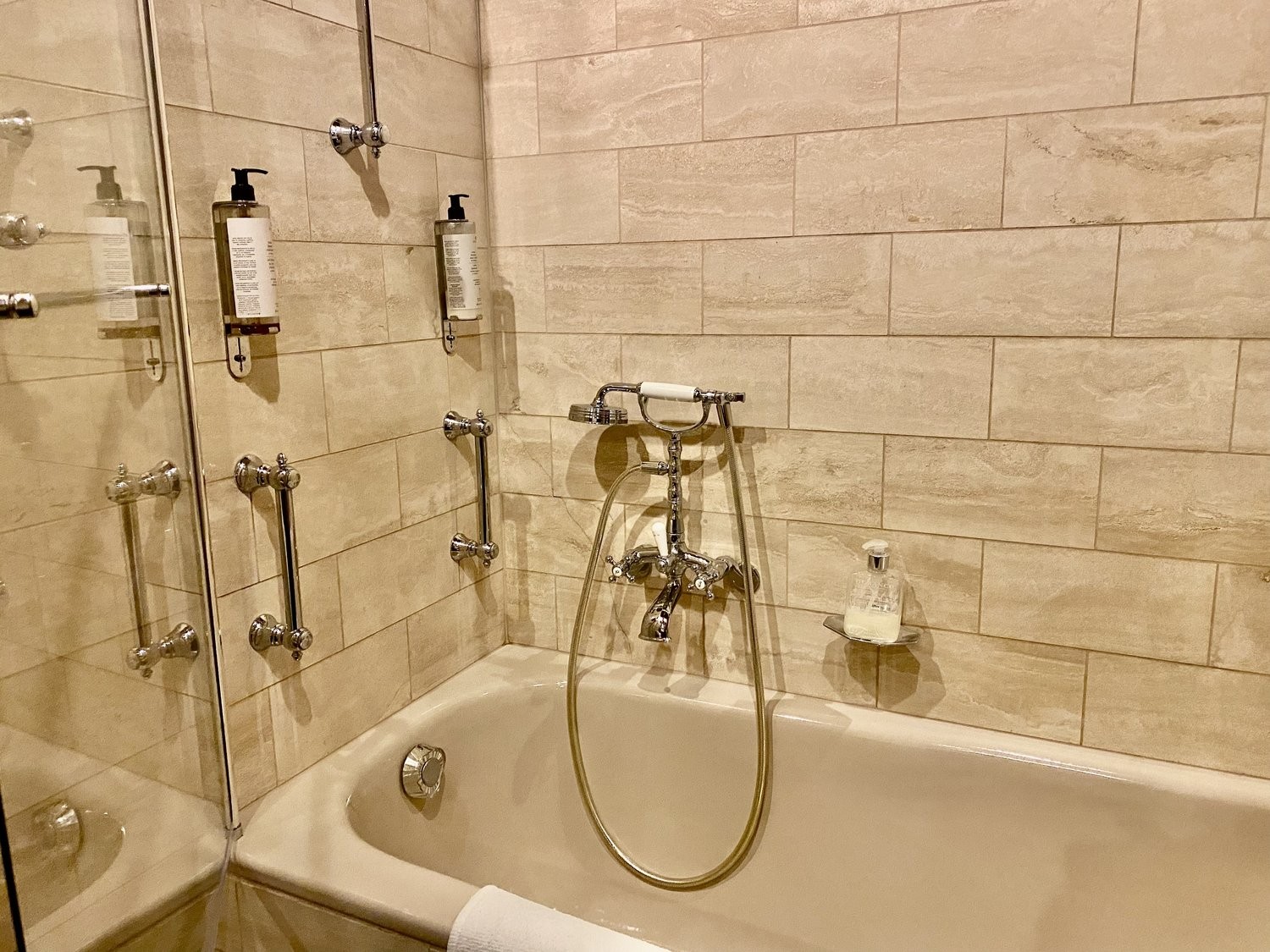 1 Zimmer möblierte Wohnung