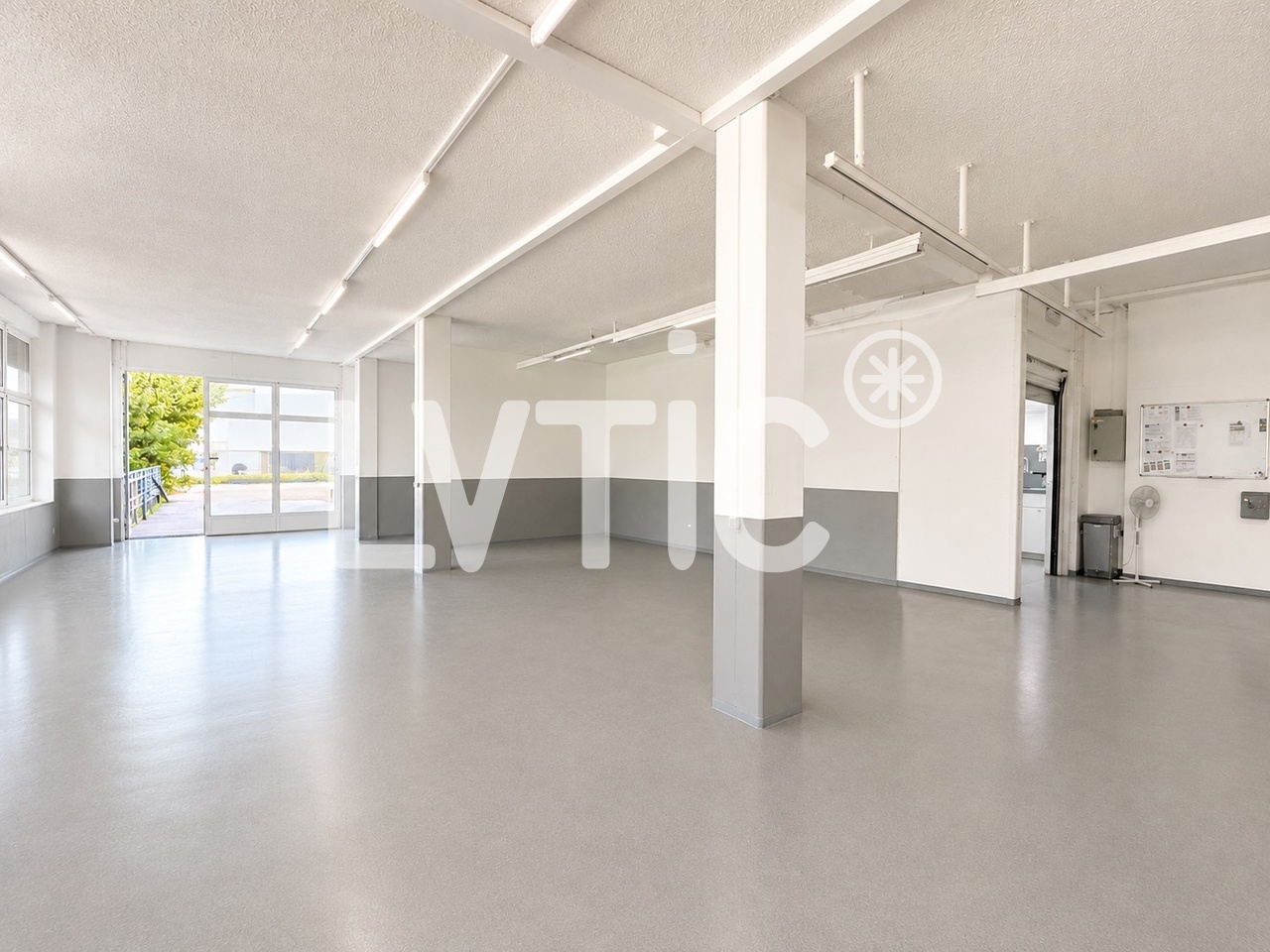 700m² Atelier, Foto 2 von 6