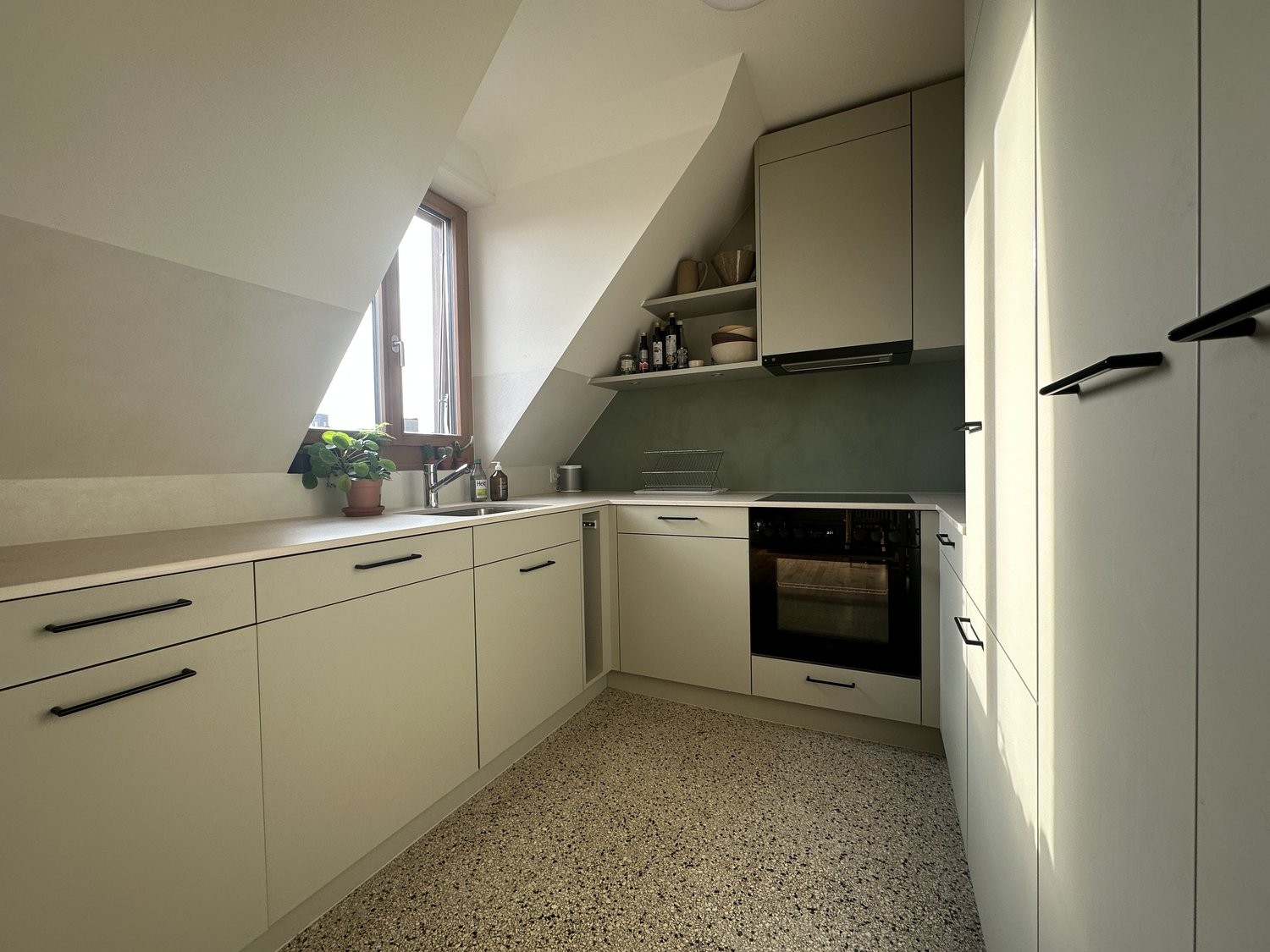 3 ½ rooms furnished flat, Foto 3 von 10