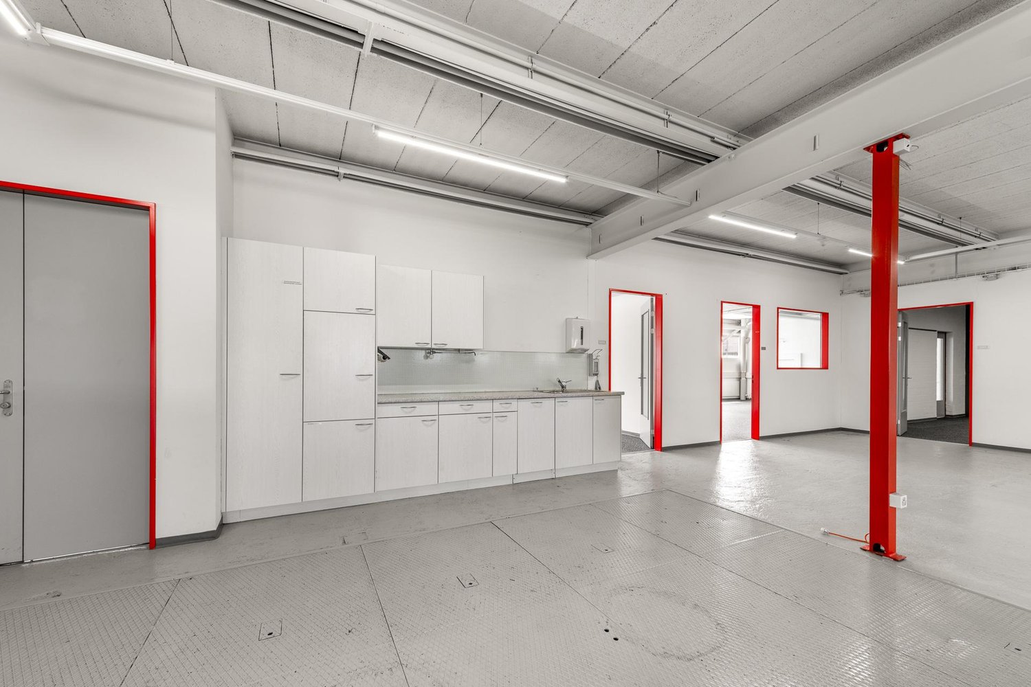 572m² office, Foto 7 von 10