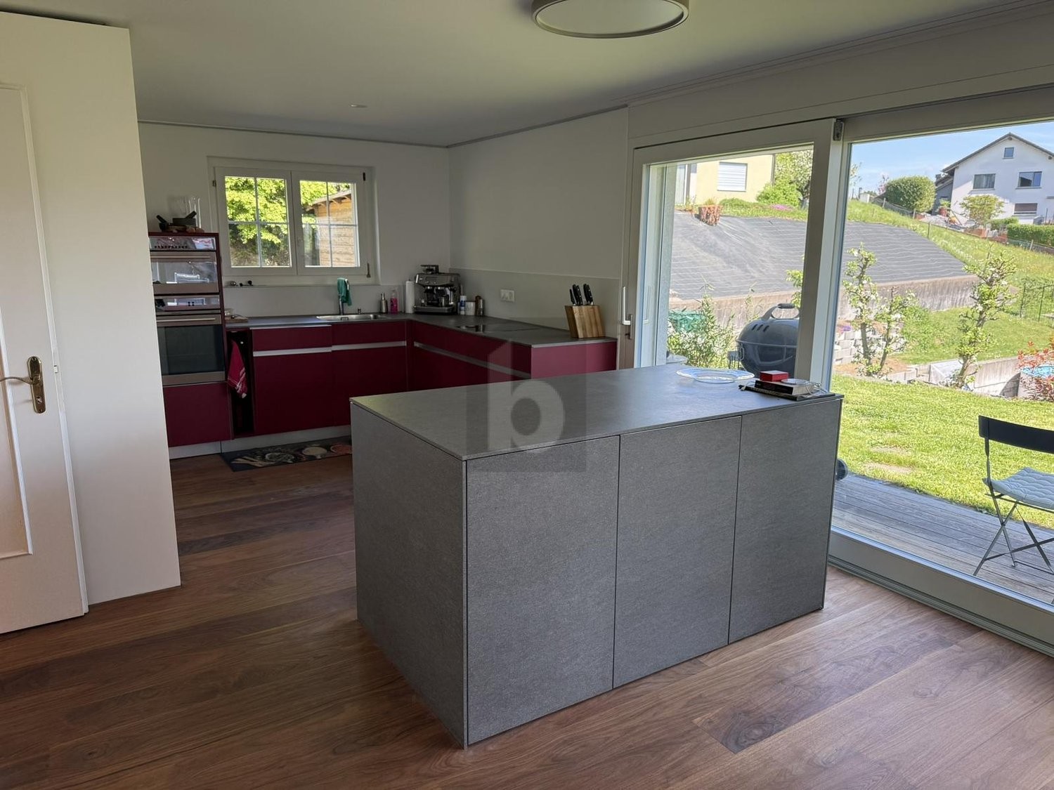 6 rooms duplex house, Foto 3 von 4