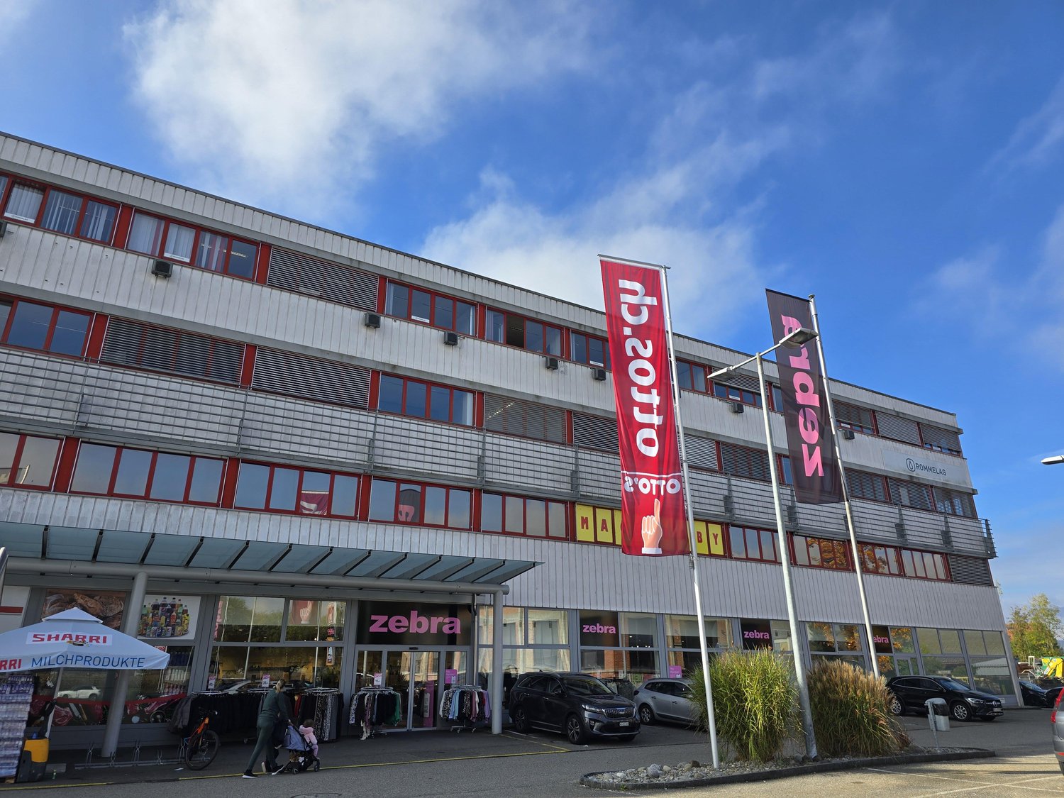 546m² commercial