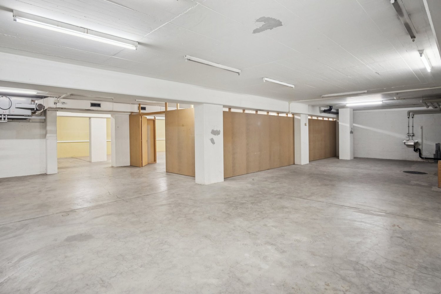 381m² commercial, Foto 8 von 8