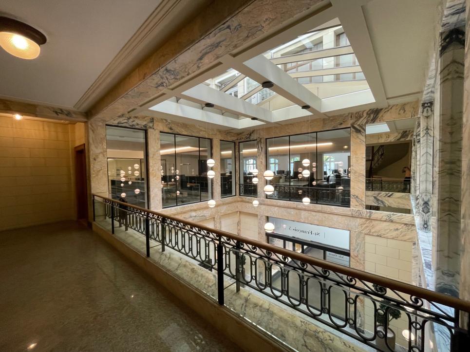 433m² Büro, Foto 8 von 9