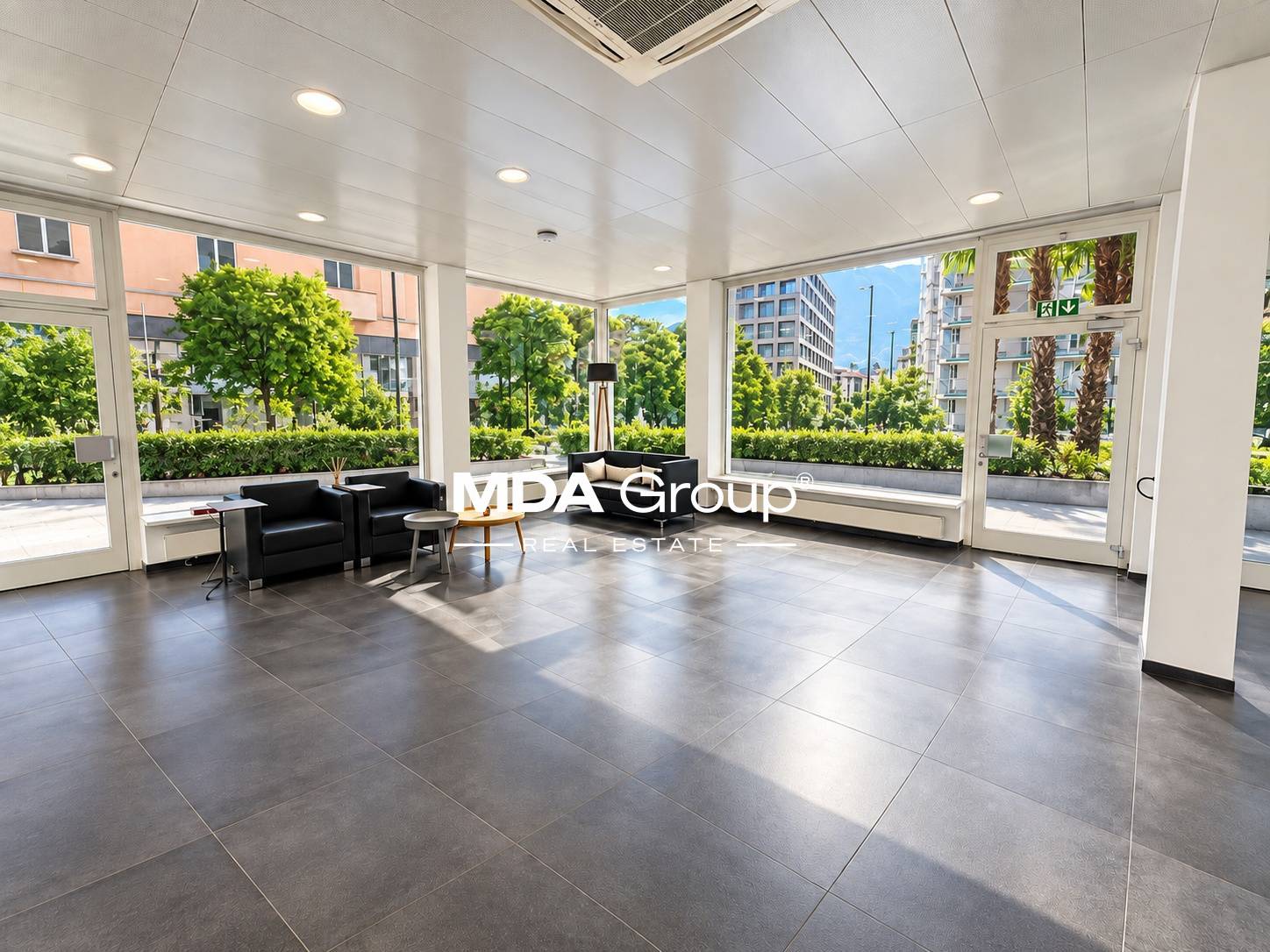 240m² Laden