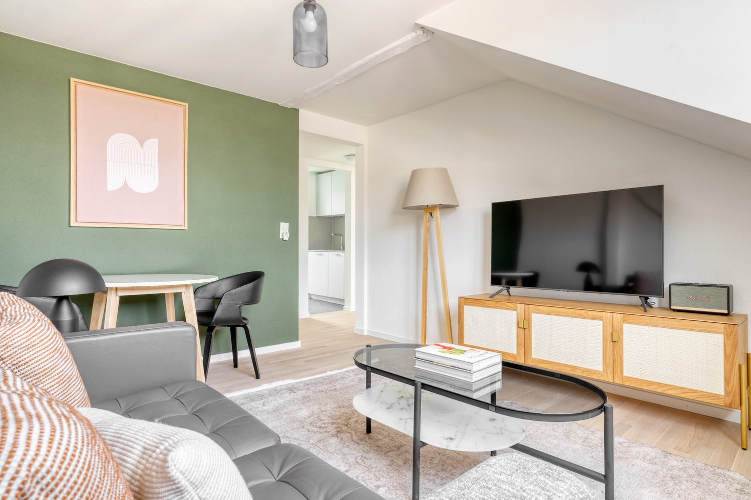 2 ½ pièces appartement meublé