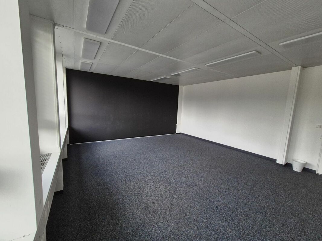 74m² office, Foto 1 von 7